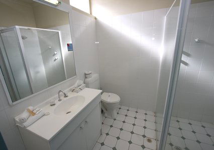 Econo Lodge Limestone Coast - Accommodation Daintree 3