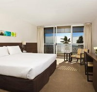 Mercure Hotel Harbourside Cairns - Accommodation Daintree