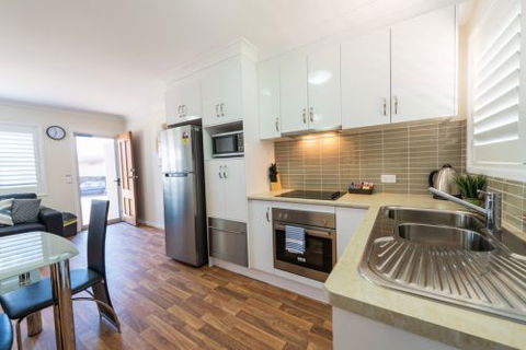 Bottletree Apartments - Accommodation Daintree 2