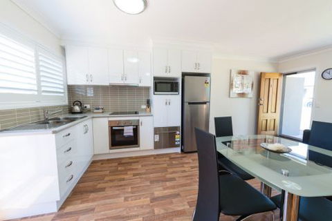 Bottletree Apartments - Accommodation Daintree 3