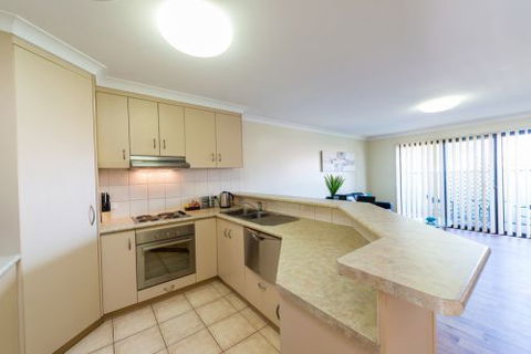 Bottletree Apartments - Accommodation Daintree 7
