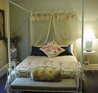 Stray Leaves - Accommodation Daintree