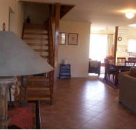 Barn Retreat - Mansfield - Accommodation Daintree