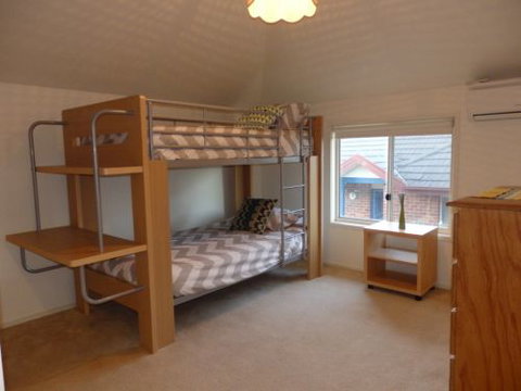 CENTREPOINT UNITS - HEIDELBERG - Accommodation Daintree 3