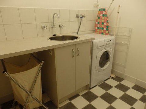 CENTREPOINT UNITS - HEIDELBERG - Accommodation Daintree 9