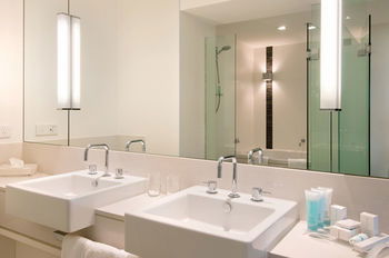 Pullman Melbourne On The Park - Accommodation Daintree 1