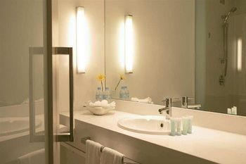 Pullman Melbourne On The Park - Accommodation Daintree 26