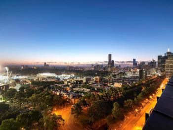 Pullman Melbourne On The Park - Accommodation Daintree 28