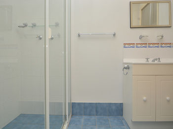 Madigan Wine Country Cottages - Accommodation Daintree 25
