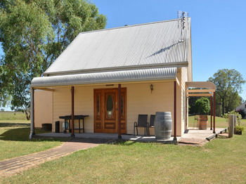 Madigan Wine Country Cottages - Accommodation Daintree 36