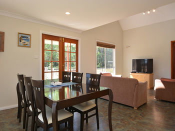 Madigan Wine Country Cottages - Accommodation Daintree 41