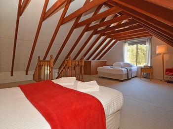 Madigan Wine Country Cottages - Accommodation Daintree 50