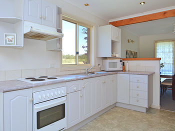 Madigan Wine Country Cottages - Accommodation Daintree 72