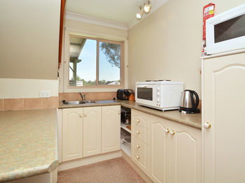 Madigan Wine Country Cottages - Accommodation Daintree 74