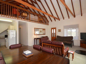Madigan Wine Country Cottages - Accommodation Daintree 80