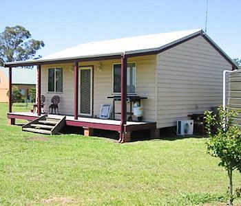 Madigan Wine Country Cottages - Accommodation Daintree 3