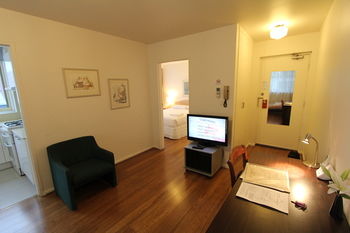 Drummond Apartments Services - Accommodation Daintree 17