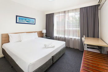 City Edge Serviced Apartments East Melbourne - Accommodation Daintree 48