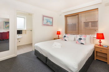 City Edge Serviced Apartments East Melbourne - Accommodation Daintree 54