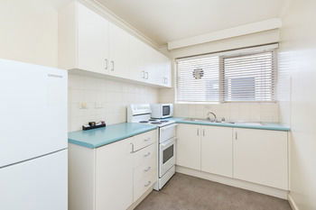 City Edge Serviced Apartments East Melbourne - Accommodation Daintree 57