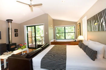 Amore On Buderim Luxury Rainforest Cabins - Accommodation Daintree 23