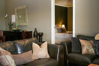 Lilies Luxury Retreats - Accommodation Daintree 42