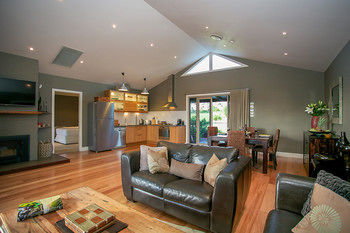Lilies Luxury Retreats - Accommodation Daintree 43