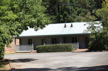 Federation Gardens & Possums Hideaway - Accommodation Daintree 6