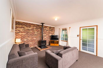 Federation Gardens & Possums Hideaway - Accommodation Daintree 49