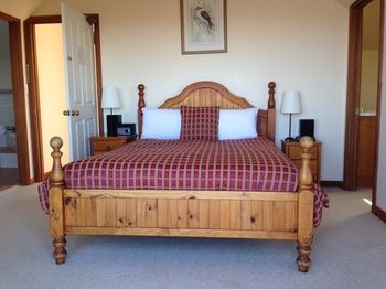 Valley Of The Waters B&B - Accommodation Daintree 9