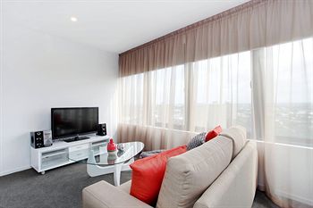 ALT Tower Serviced Apartments - Accommodation Daintree 11