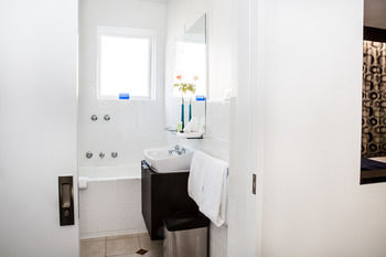 Adara East Melbourne - Accommodation Daintree 21