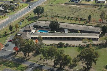 Tumut Valley Motel - Accommodation Daintree 0