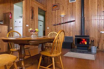 Eagleview Resort - Accommodation Daintree 7