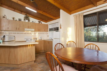 Eagleview Resort - Accommodation Daintree 33
