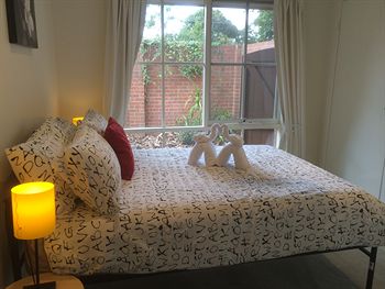 Australian Home Away Doncaster Elgar 2 - Accommodation Daintree 7