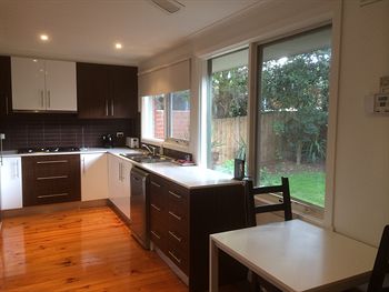 Australian Home Away Doncaster Elgar 2 - Accommodation Daintree 13