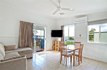 South Coast Retreat - Accommodation Daintree 0