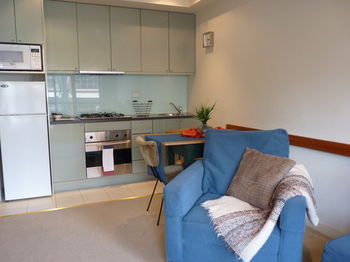 Australian Home Away @ Market Square Melbourne - Accommodation Daintree 7