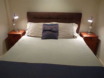 Australian Home Away @ Market Square Melbourne - Accommodation Daintree 11