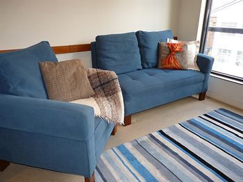 Australian Home Away @ Market Square Melbourne - Accommodation Daintree 12