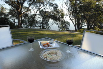 By The Beach B&B And Apartments - Accommodation Daintree 12