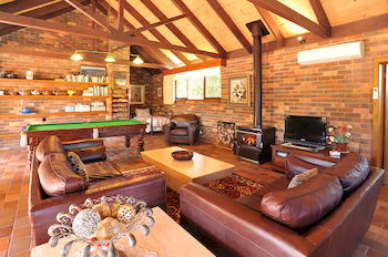 Langbrook Estate Cottages - Accommodation Daintree 2