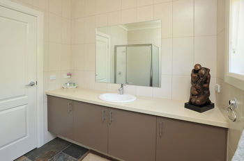 Langbrook Estate Cottages - Accommodation Daintree 13