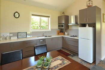 Langbrook Estate Cottages - Accommodation Daintree 14