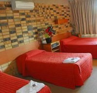 Palms Hotel Motel Chullora - Accommodation Daintree