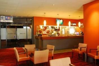 Palms Hotel Motel Chullora - Accommodation Daintree 5