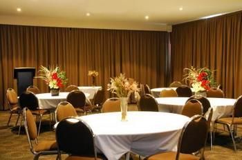Palms Hotel Motel Chullora - Accommodation Daintree 7