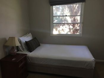 Boronia Lodge Burwood - Accommodation Daintree 25