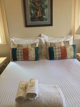 Boronia Lodge Burwood - Accommodation Daintree 31